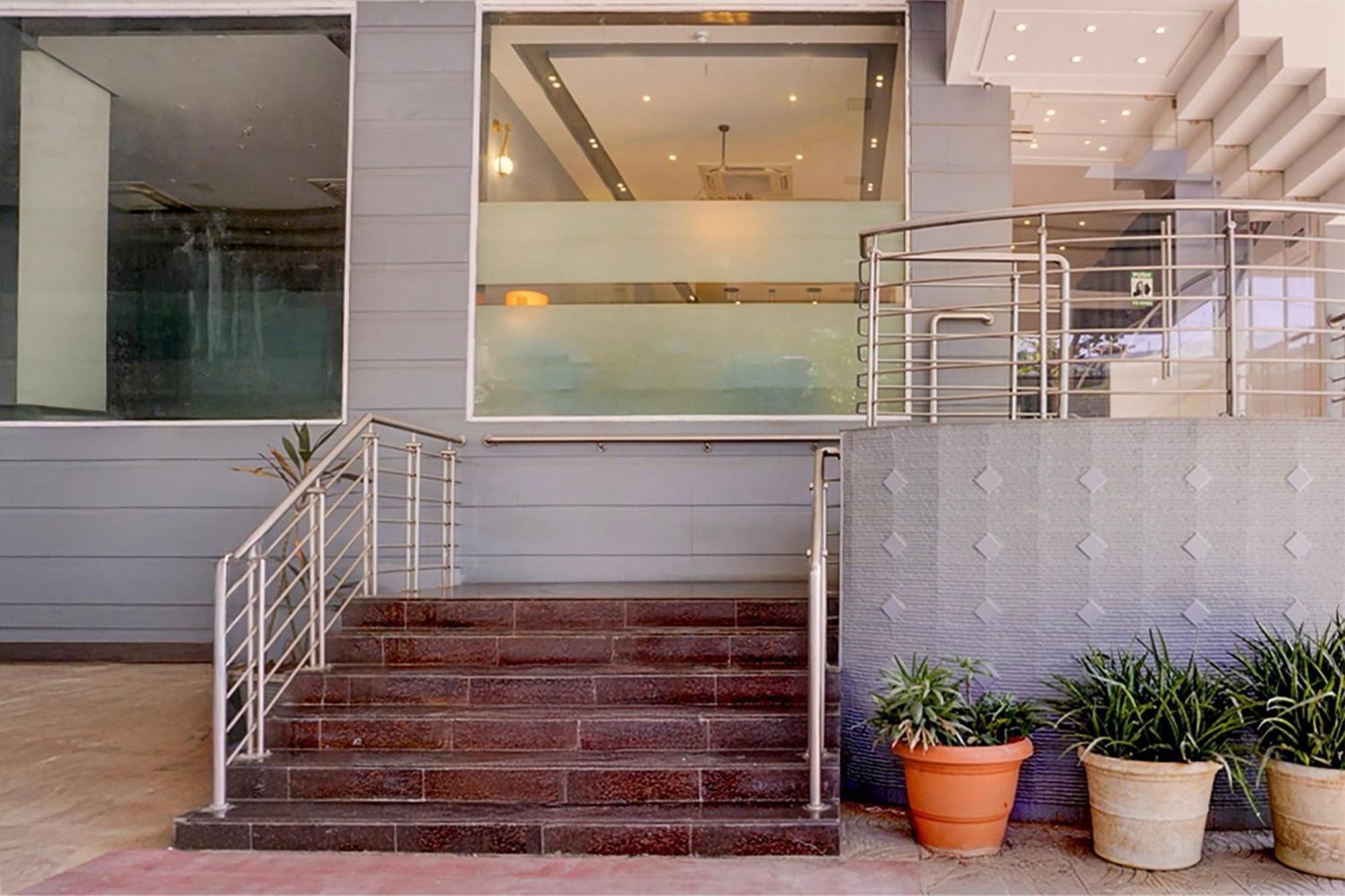 Super Townhouse Bombay Exhibition Centre Goregaon Buitenkant foto